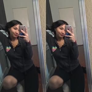 Meet your Posher, Monica isabell